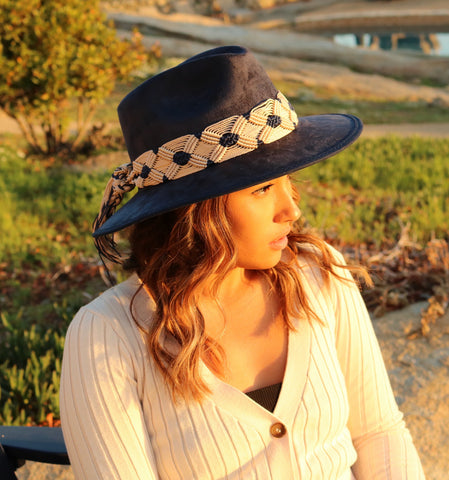 Suede Hat w/Band